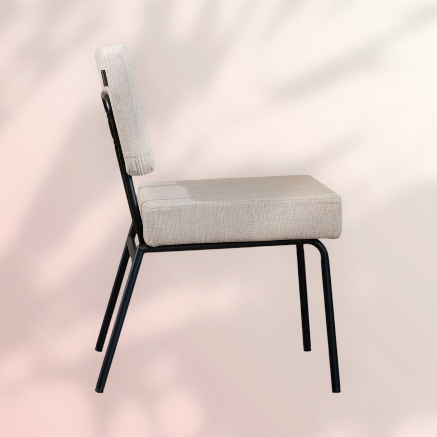 Scandinavische eetkamerstoel Espen beige gerecyclede stof