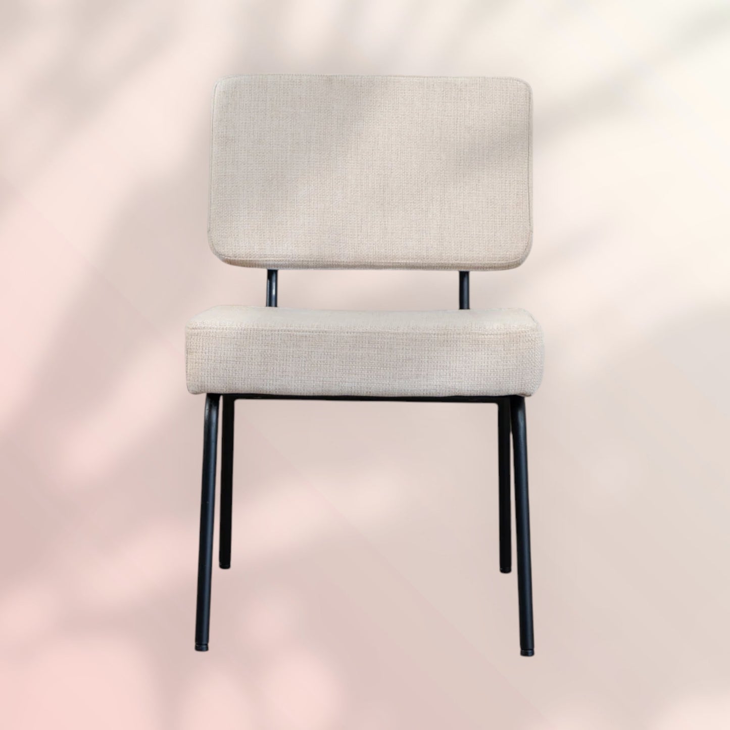 Scandinavische eetkamerstoel Espen beige gerecyclede stof