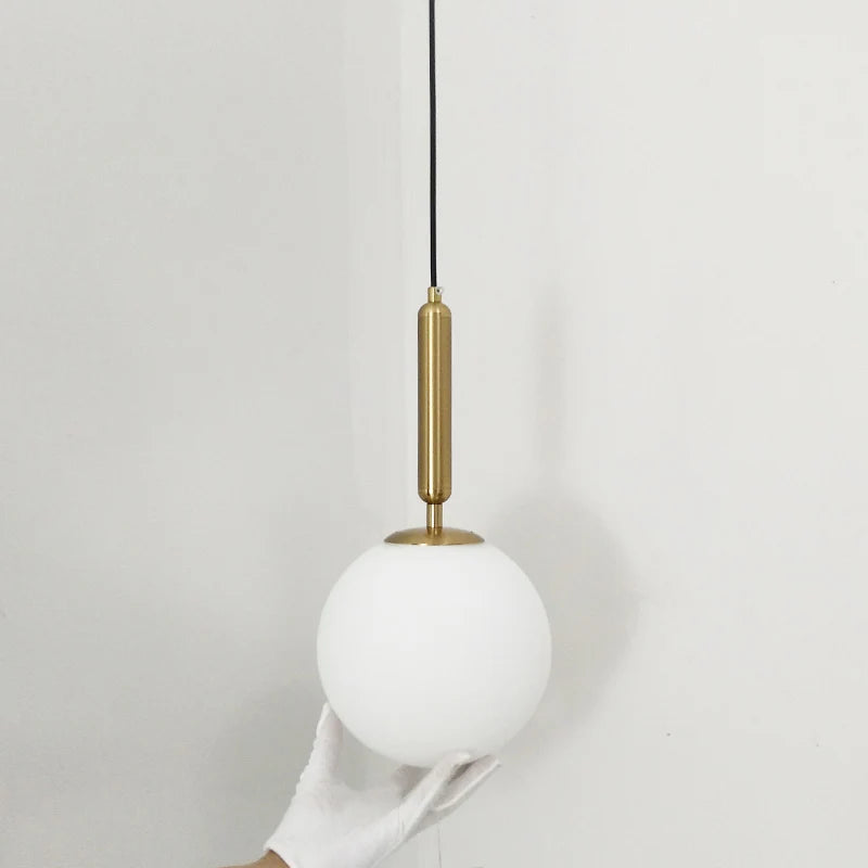 Moderne hanglamp met goud of zwart | Flora