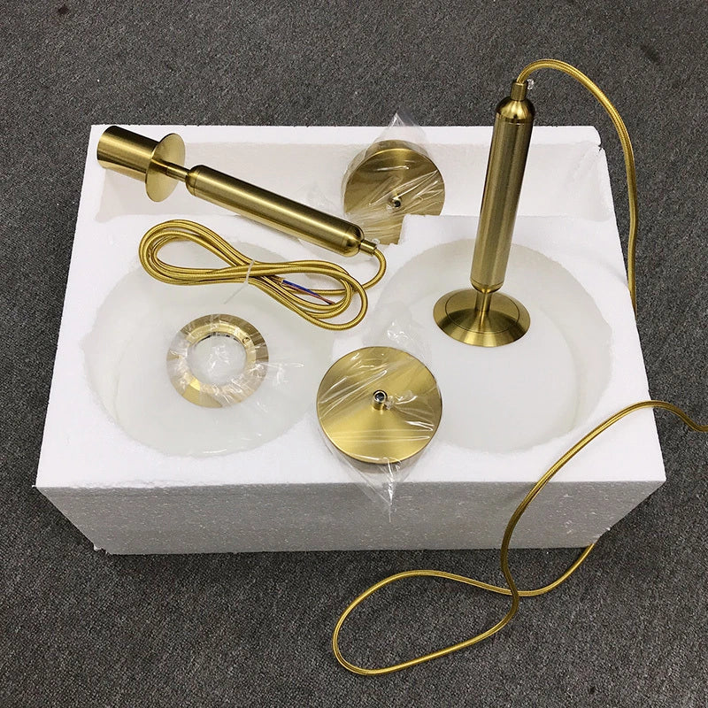 Moderne hanglamp met goud of zwart | Flora