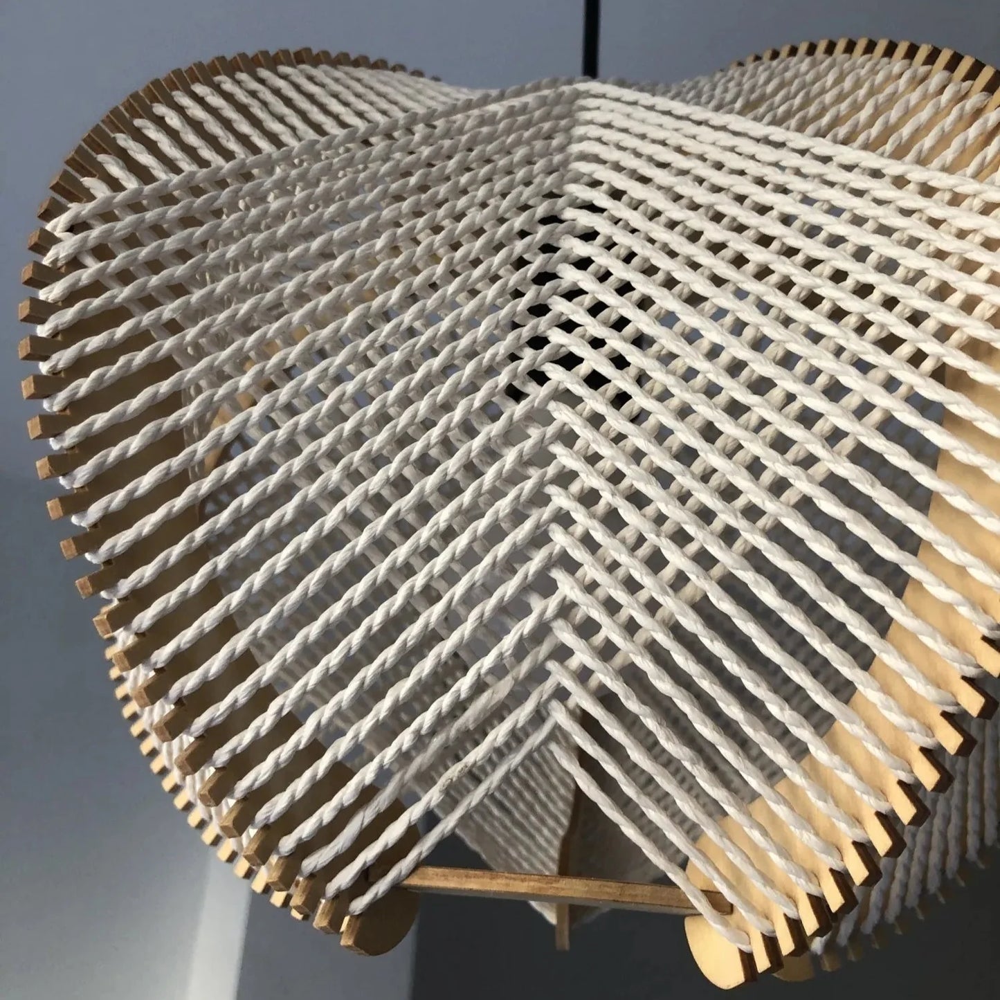 Handgemaakte hanglamp van hout | Lignum